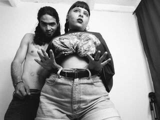 دردشة الفيديو المثيرة CoilinGaldor