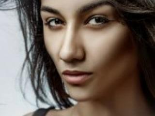 دردشة الفيديو المثيرة colette