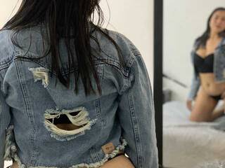 دردشة الفيديو المثيرة ConyBiker