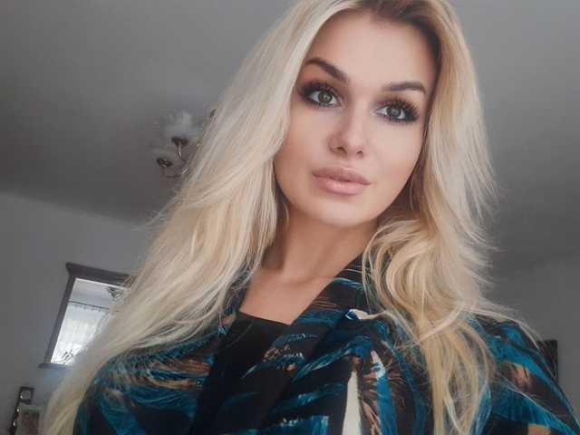 صورة الملف الشخصي Cornelia22hot