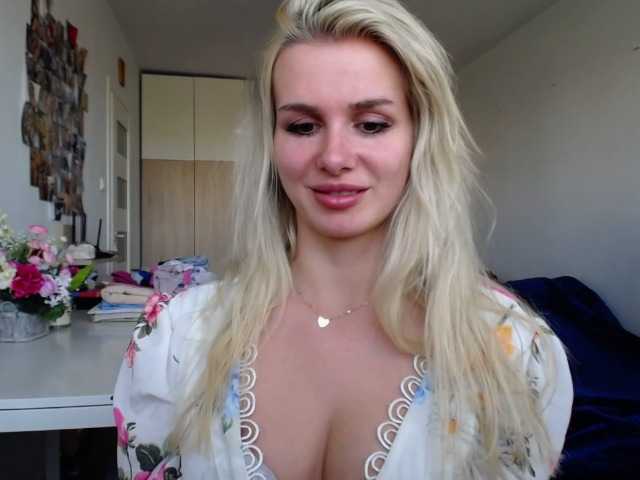 لقطات البث Cornelia22hot