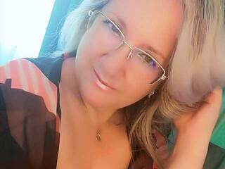 دردشة الفيديو المثيرة Corynia