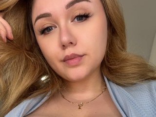 دردشة الفيديو المثيرة CosmicAngel