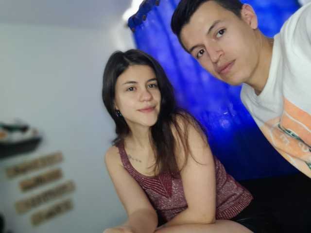 صورة الملف الشخصي couplehorny21