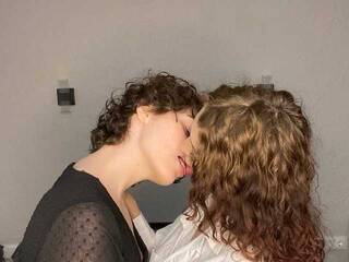 دردشة الفيديو المثيرة couplesilkk