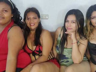 دردشة الفيديو المثيرة CrazyLatGirls