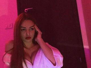 دردشة الفيديو المثيرة crazyt33n