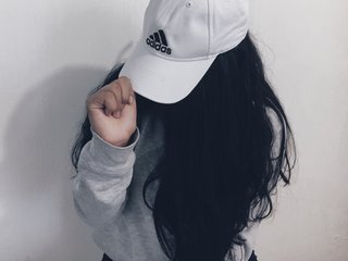 دردشة الفيديو المثيرة Criistal-Ross