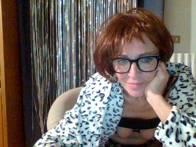 لقطات البث Crisalideal