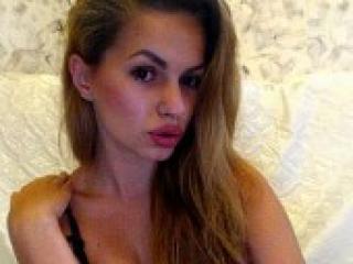 دردشة الفيديو المثيرة crystacandy