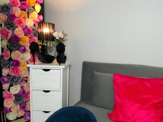 دردشة الفيديو المثيرة CrystalPretty