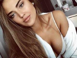 دردشة الفيديو المثيرة CrystalStar