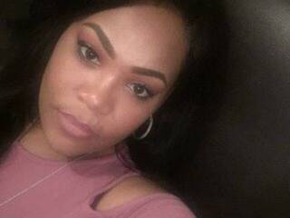 دردشة الفيديو المثيرة CupcakeSecret