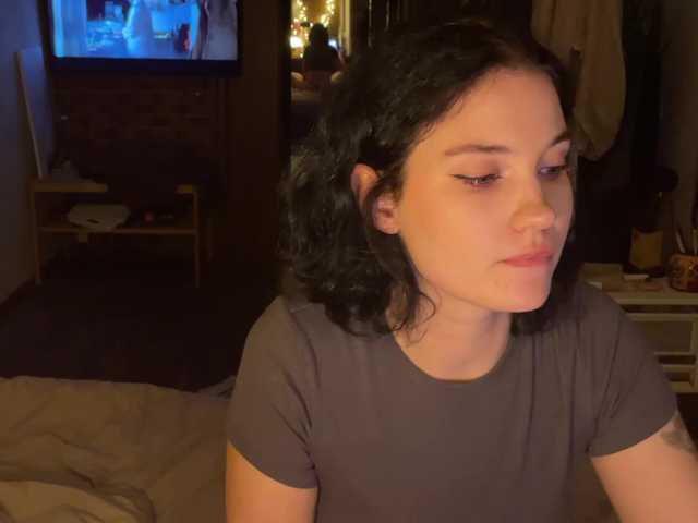 لقطات البث curlymary
