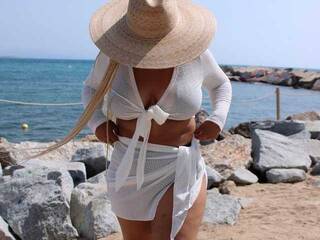 دردشة الفيديو المثيرة Curvy-maxy9