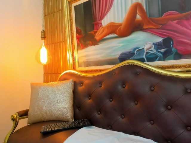 لقطات البث CurvyBlue