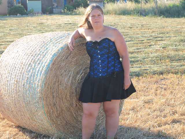 صورة الملف الشخصي curvyemma