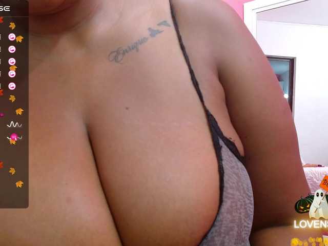 لقطات البث curvymommyy