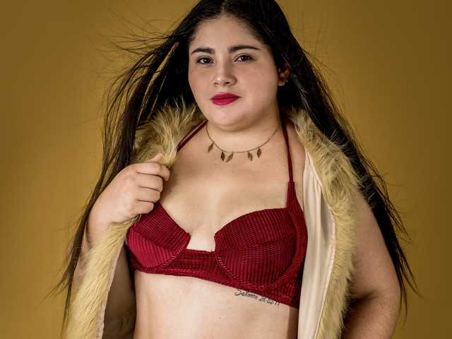 صورة الملف الشخصي CurvyPrincess