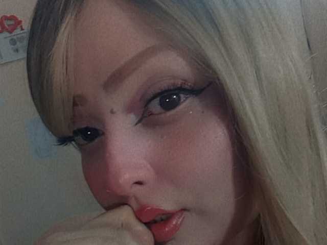 صورة الملف الشخصي CurvyQueen