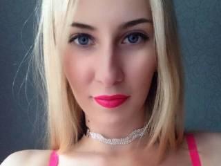 دردشة الفيديو المثيرة cuteblondee