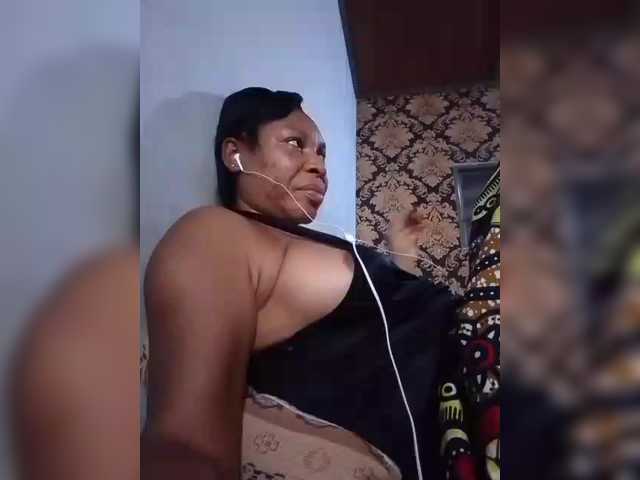 لقطات البث Thicknipples