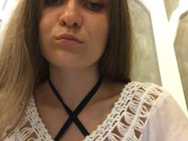 لقطات البث Eliness