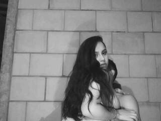 دردشة الفيديو المثيرة daddiescumm