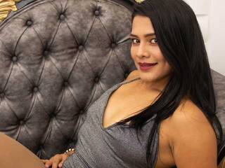 دردشة الفيديو المثيرة dakotah