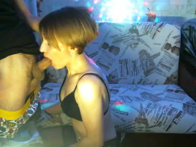 لقطات البث DanFoxErin