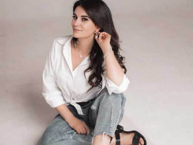 صورة الملف الشخصي DarinaKarlotta