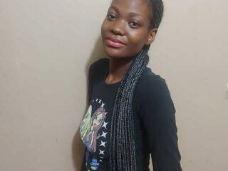 دردشة الفيديو المثيرة DarkChoco29