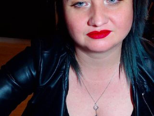 لقطات البث KinkyDomina