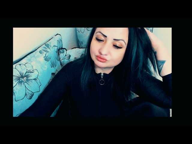 لقطات البث KinkyDomina