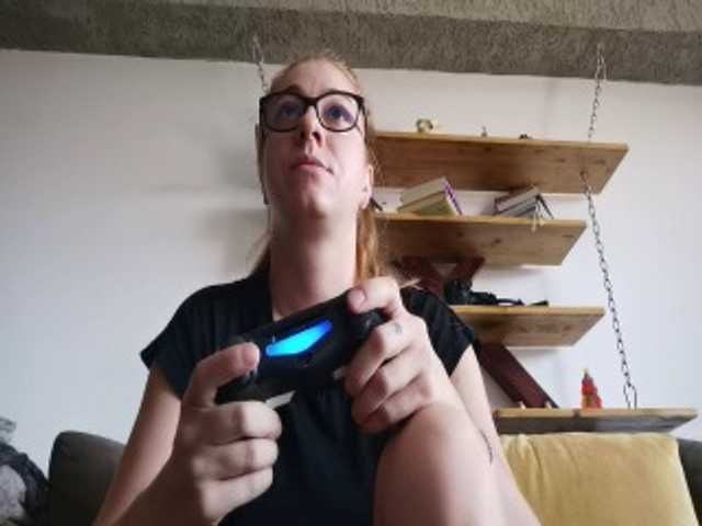 لقطات البث DeeanaEvans