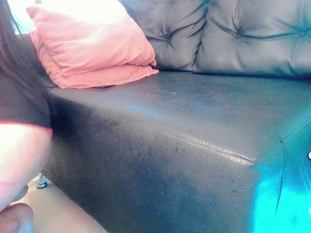 لقطات البث Devora-mature