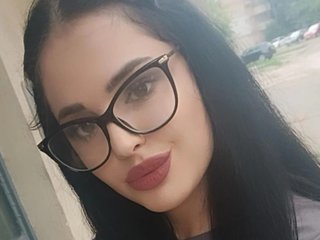 دردشة الفيديو المثيرة Di-Andra