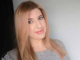 دردشة الفيديو المثيرة DianaDream