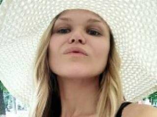 دردشة الفيديو المثيرة diannasky