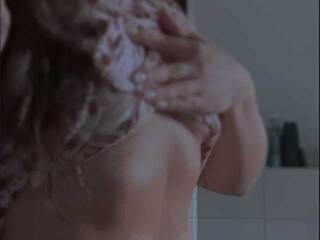 دردشة الفيديو المثيرة Dilarry