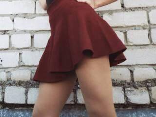 دردشة الفيديو المثيرة dina18plus