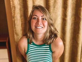 دردشة الفيديو المثيرة DinaBrooks