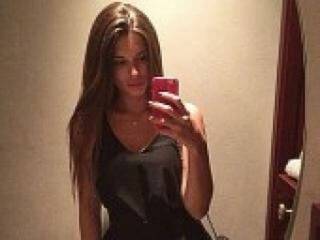 دردشة الفيديو المثيرة dinarin