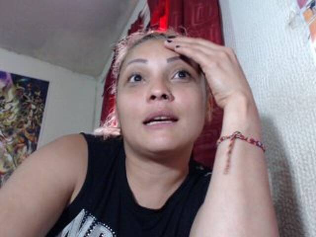 لقطات البث DirtySexAnal