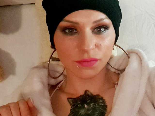 صورة الملف الشخصي DolceVioleta92