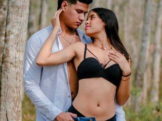 دردشة الفيديو المثيرة DomAndRose