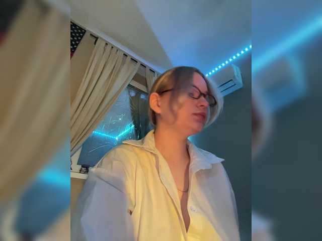 لقطات البث Dorothya