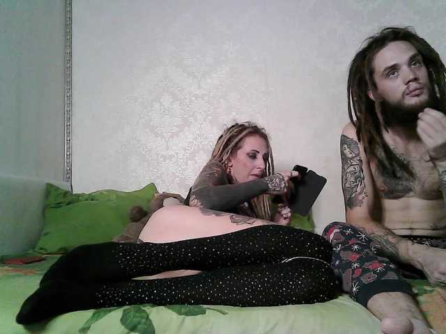 لقطات البث DreadsFamily