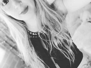 دردشة الفيديو المثيرة Dulcema