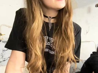 دردشة الفيديو المثيرة cutemilana_sw